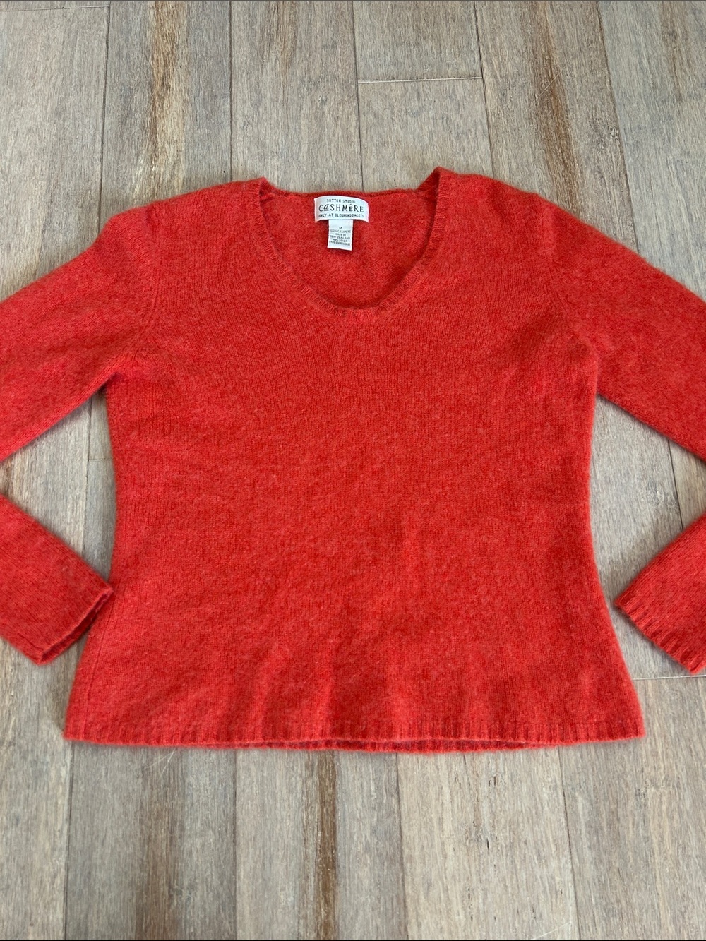VTG sutton studio dark orange Cashmere Crewneck Sweater made in New Zealand S